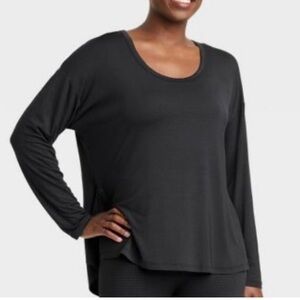 All in motion below hip Tshirt new